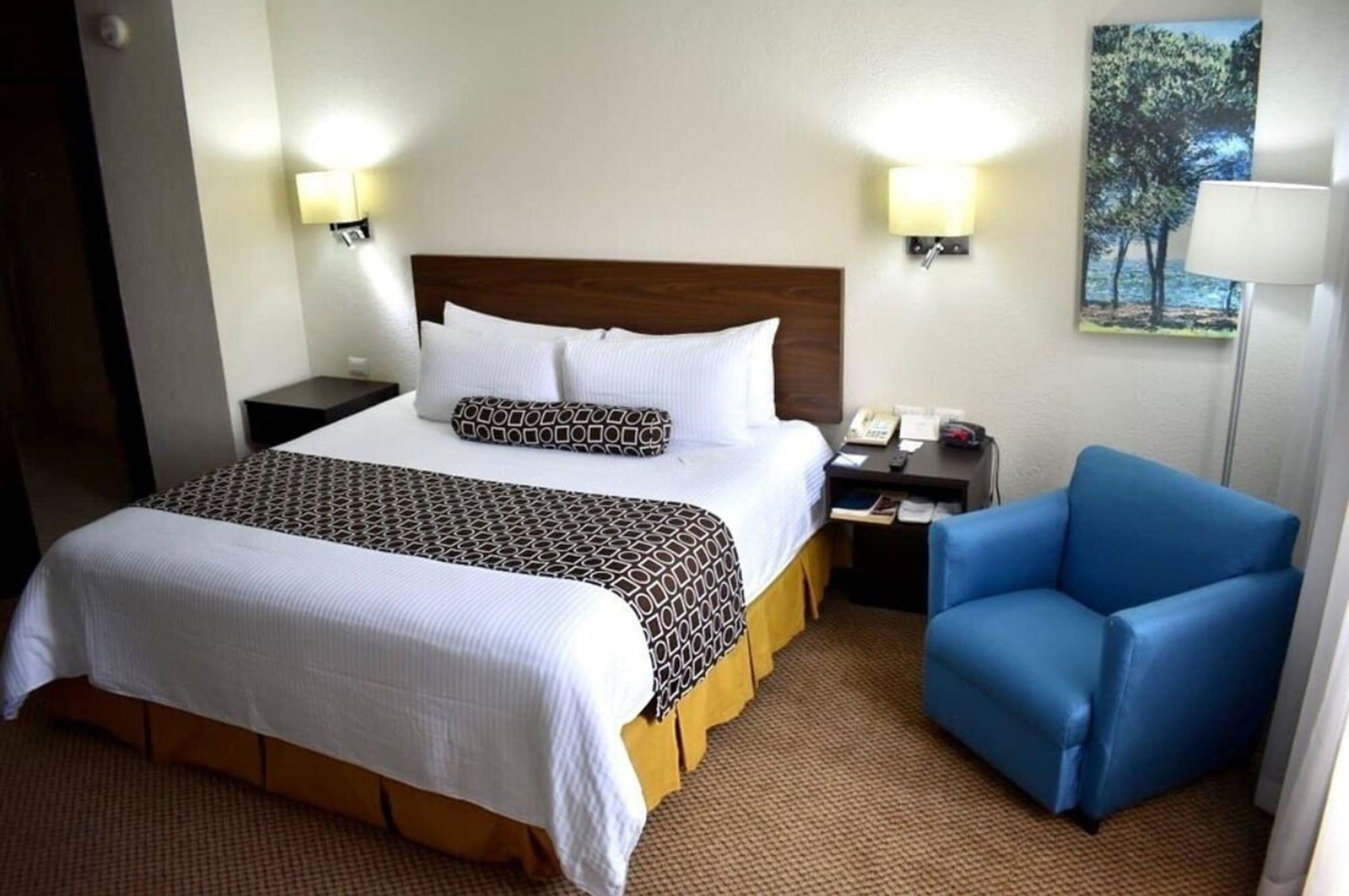 Wyndham Executivo Culiacán Esterno foto