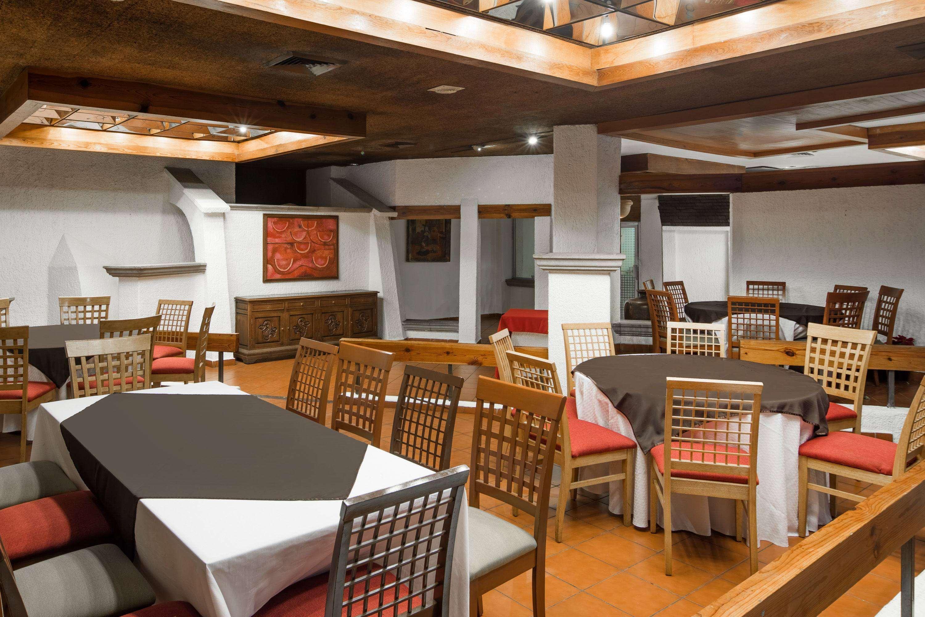 Wyndham Executivo Culiacán Esterno foto