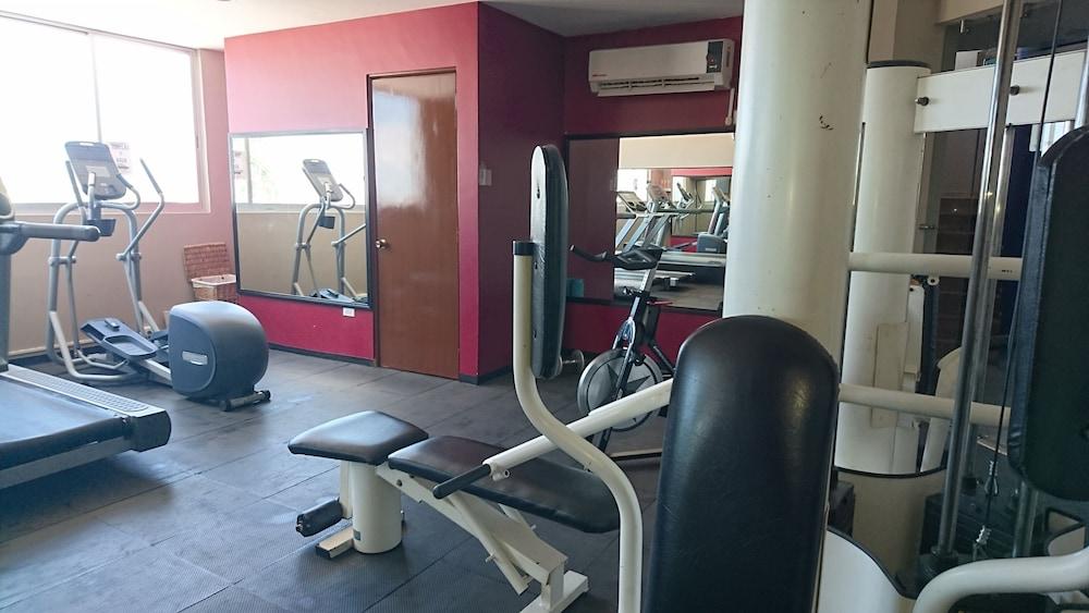 Wyndham Executivo Culiacán Esterno foto