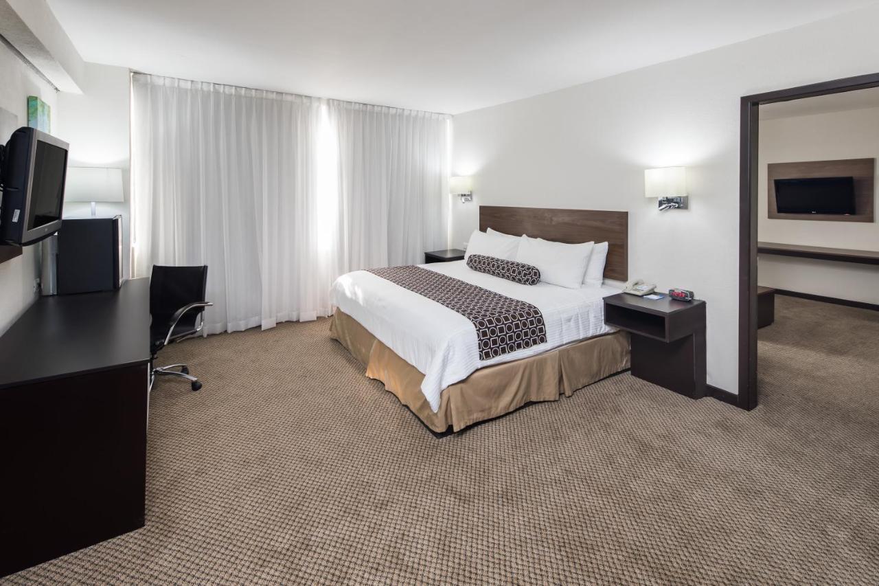 Wyndham Executivo Culiacán Esterno foto