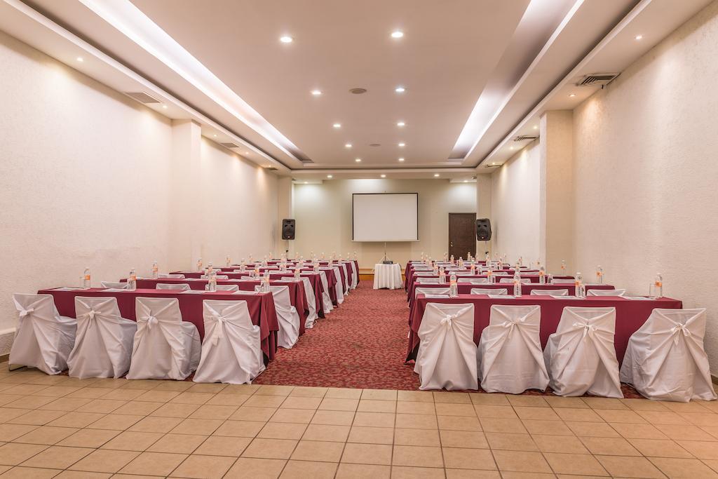 Wyndham Executivo Culiacán Esterno foto